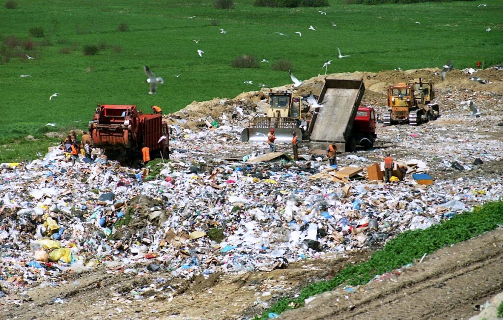 sentinel-odor-microbe-enzyme-biocatalyst-for-waste-management-landfill